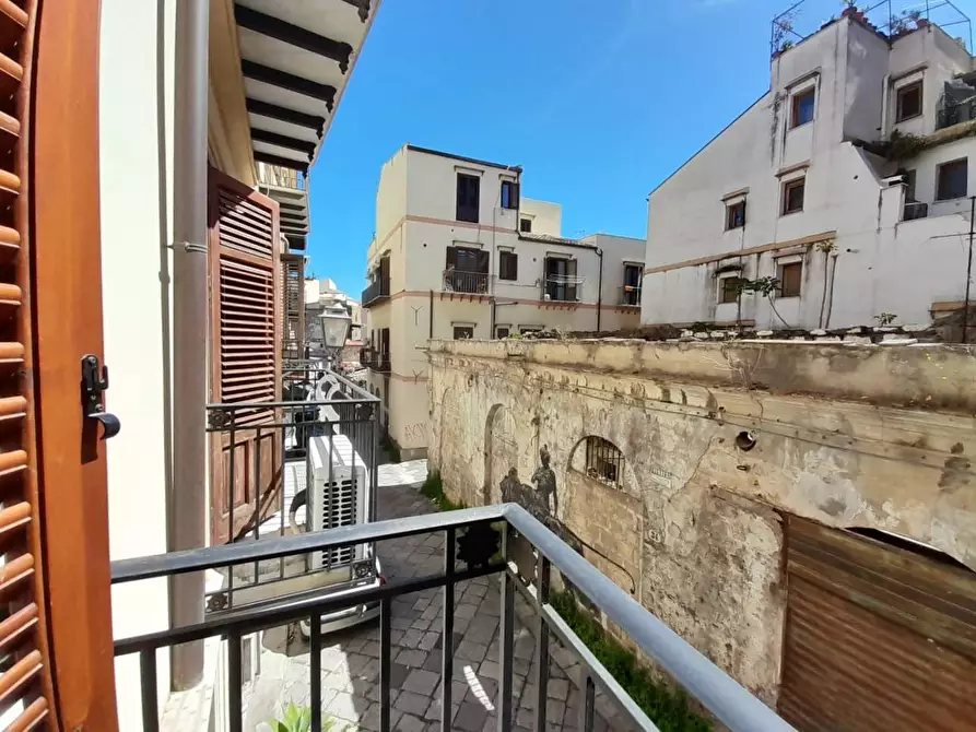 Immagine 13 di Appartamento in affitto  in Via Matteo Bonello 49 a Palermo