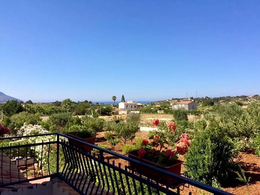 Immagine 11 di Villa in affitto  in Contrada Fraginesi 429 a Castellammare Del Golfo