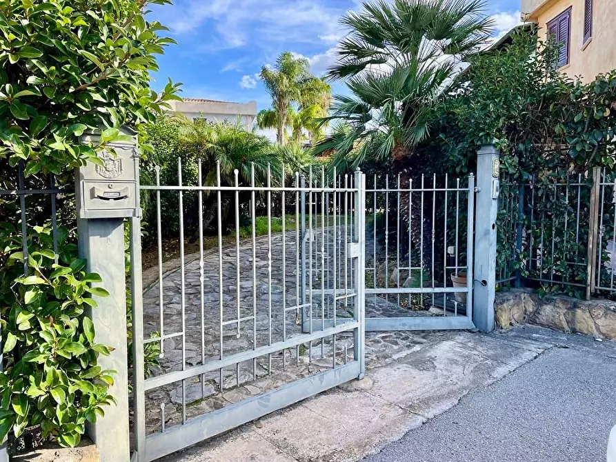 Immagine 24 di Villa in vendita  in Contrada Pistavecchia 203 a Campofelice Di Roccella