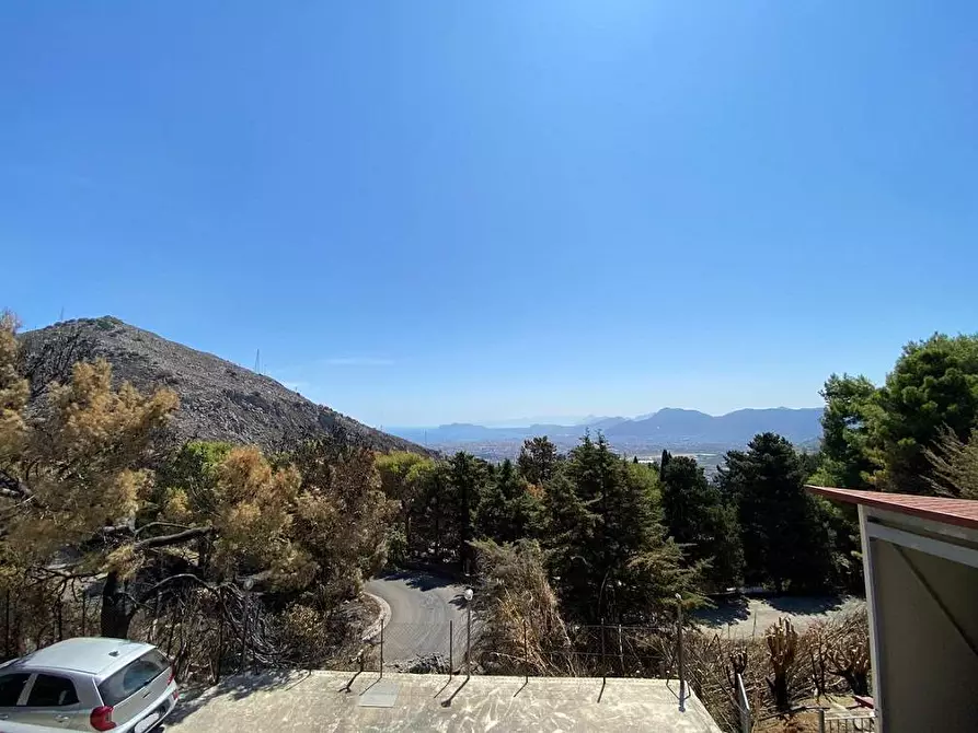 Immagine 10 di Villa in vendita  in Stradale Bellolampo 4700 a Palermo