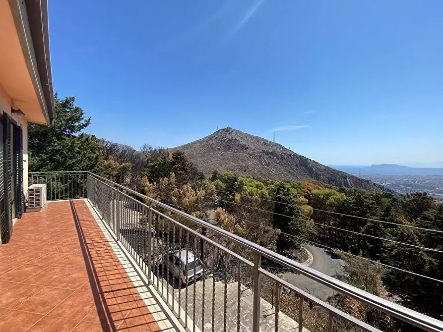 Immagine 28 di Villa in vendita  in Stradale Bellolampo 4700 a Palermo