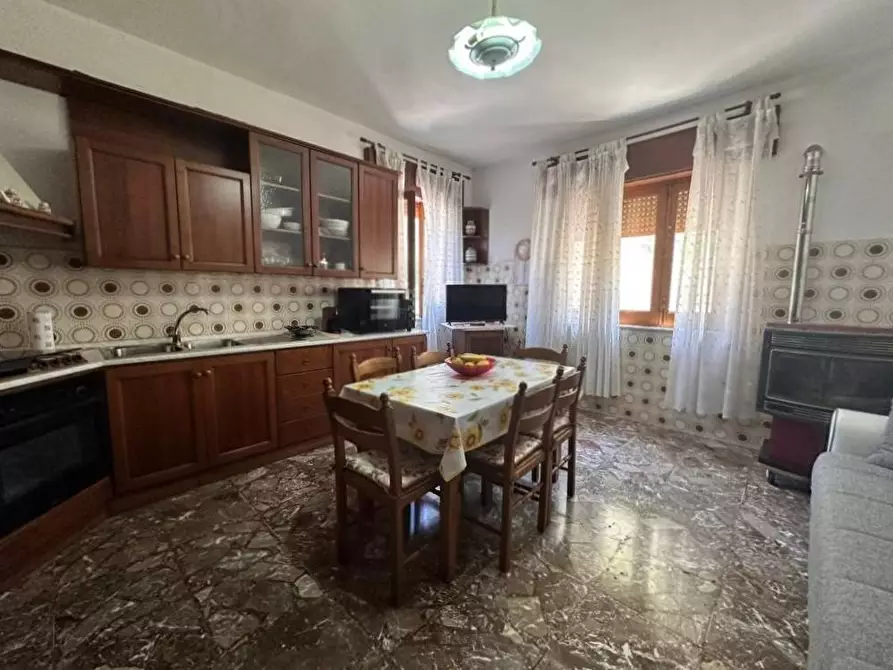 Immagine 12 di Villa in vendita  in Contrada Fiumara 40 a Tortorici