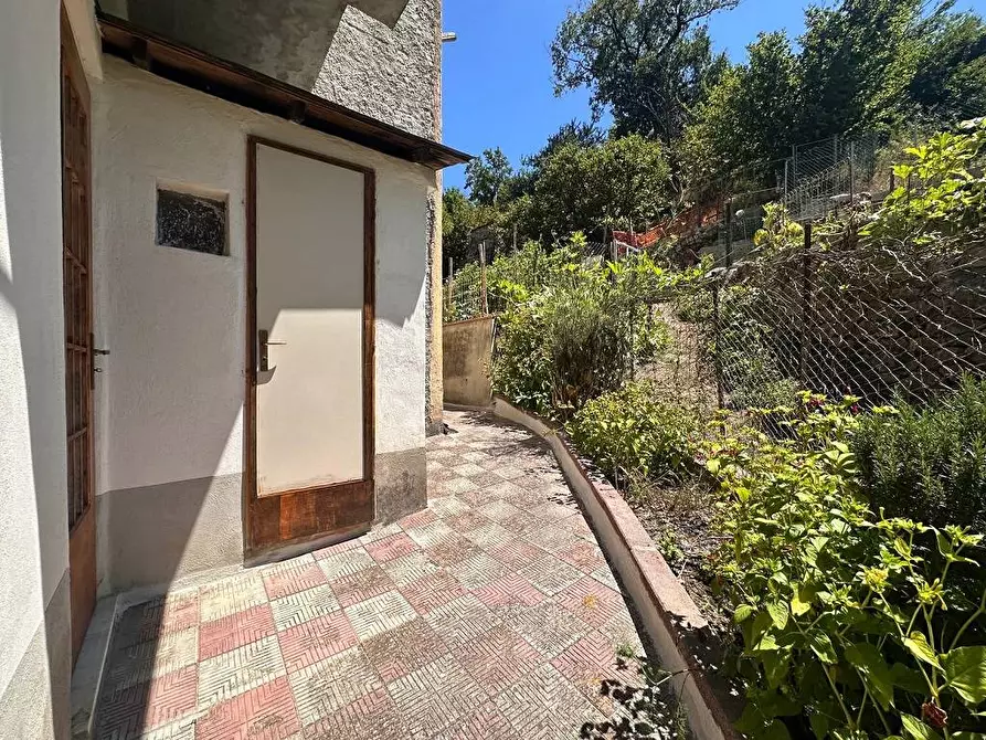 Immagine 19 di Villa in vendita  in Contrada Fiumara 40 a Tortorici