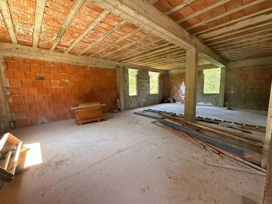 Immagine 31 di Villa in vendita  in Contrada Fiumara 40 a Tortorici