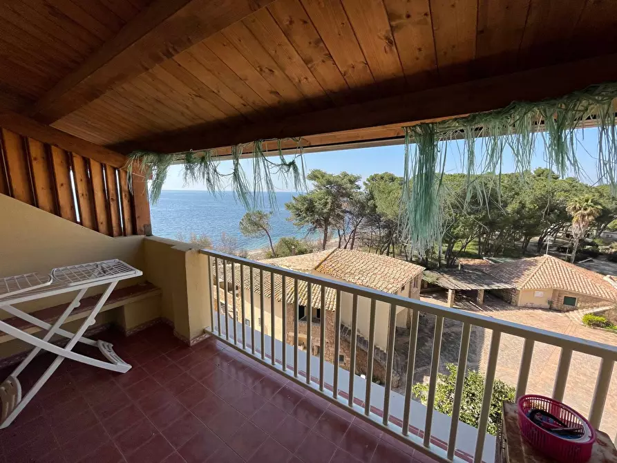 Immagine 18 di Appartamento in vendita  in Località Praialonga a Isola Di Capo Rizzuto