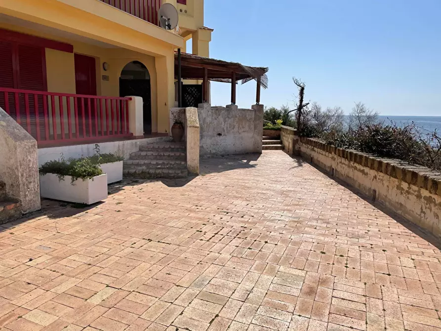 Immagine 20 di Appartamento in vendita  in Località Praialonga a Isola Di Capo Rizzuto