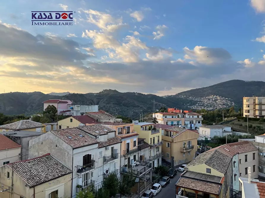 Immagine 2 di Appartamento in vendita  in Via E. Vitale a Catanzaro