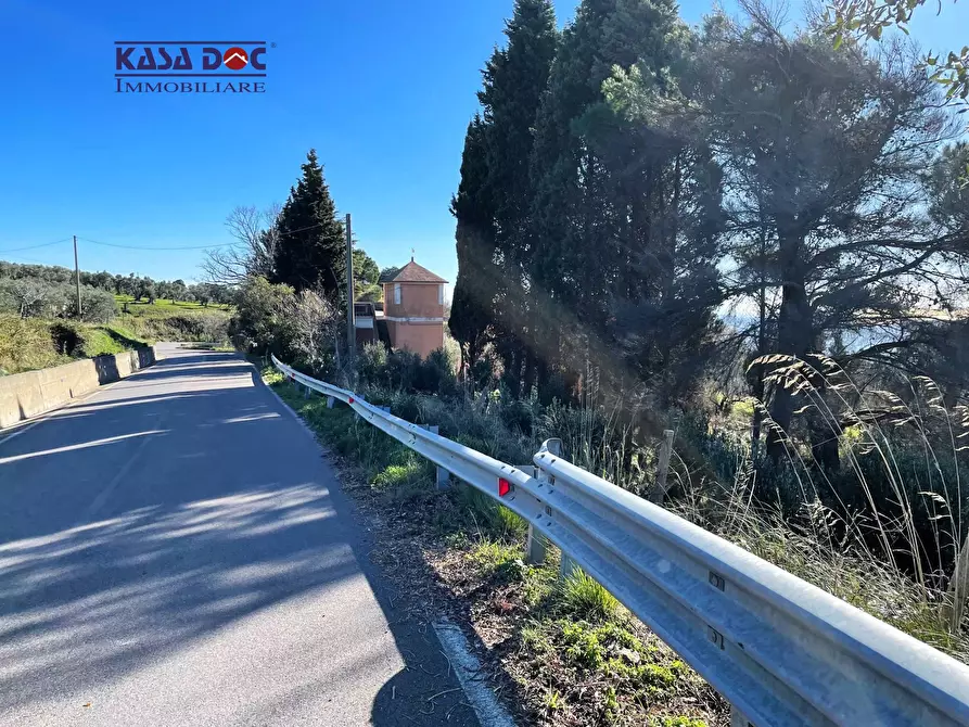 Immagine 17 di Rustico / casale in vendita  in Località Millea a Amaroni