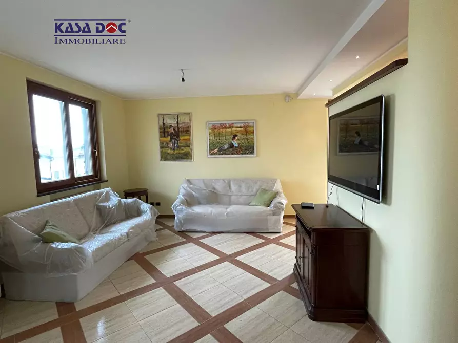 Immagine 3 di Villa in vendita  in Via Paolo Orsi a Catanzaro