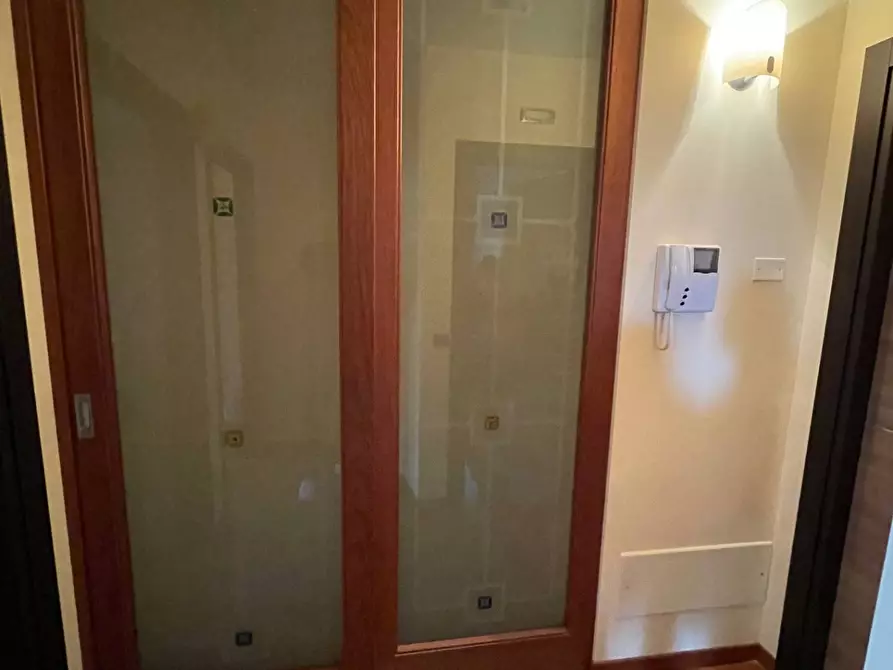 Immagine 4 di Villa in vendita  in Via Paolo Orsi a Catanzaro