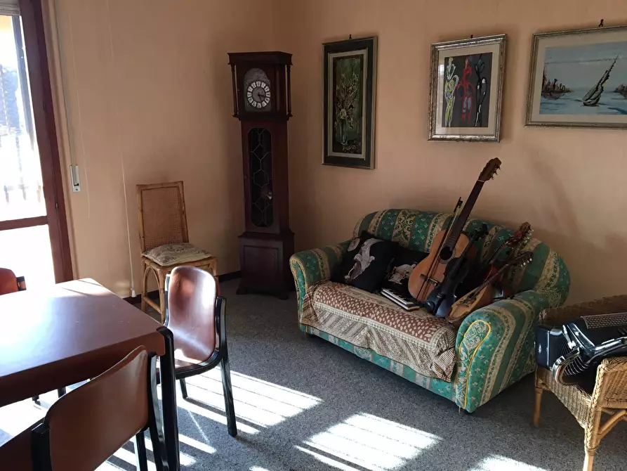 Immagine 4 di Villa in vendita  in Via Solferino a Catanzaro