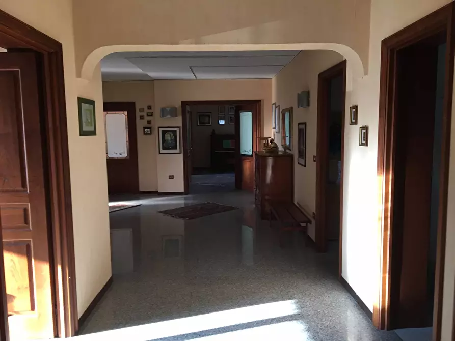 Immagine 8 di Villa in vendita  in Via Solferino a Catanzaro