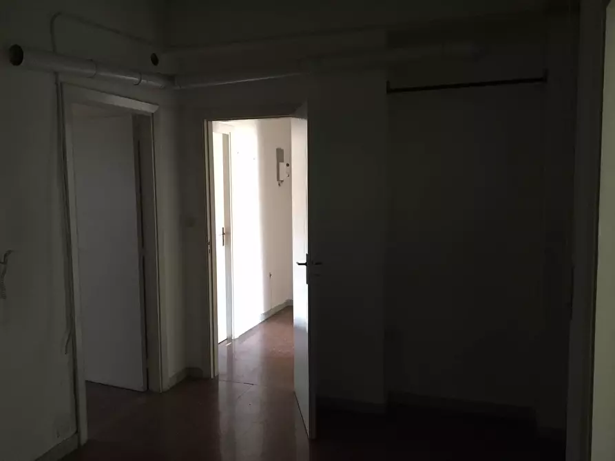 Immagine 7 di Appartamento in vendita  in Via Galeazzo di Tarsia a Catanzaro