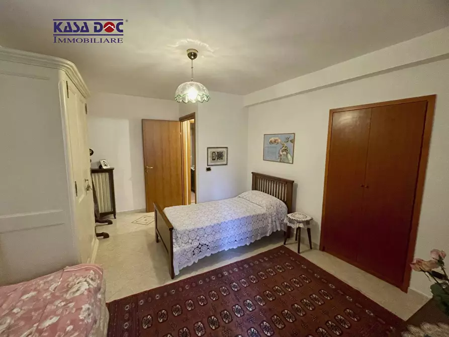 Immagine 4 di Appartamento in vendita  in Via Francesco Burza a Catanzaro