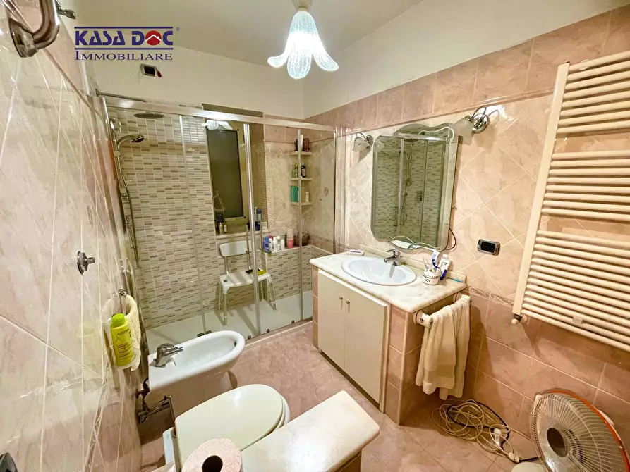 Immagine 9 di Appartamento in vendita  in Via Francesco Burza a Catanzaro