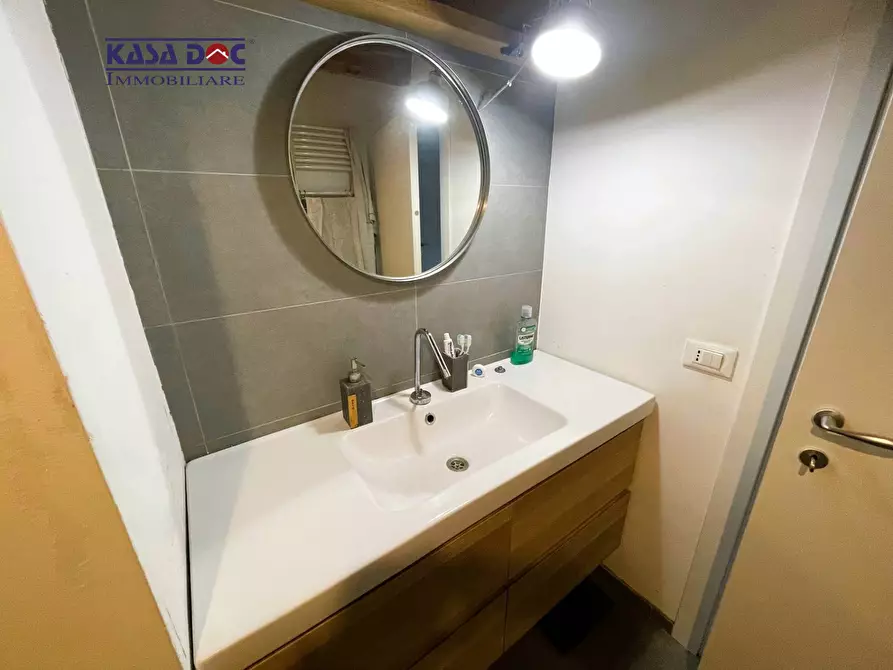 Immagine 8 di Appartamento in vendita  in Via Ferruccio Fregola a Catanzaro