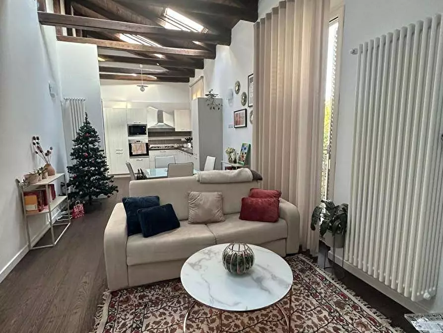 Immagine 2 di Appartamento in vendita  in VIA GIAN FRANCESCO PAPARO a Catanzaro