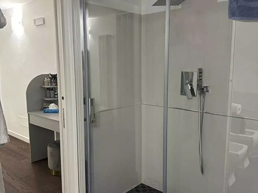 Immagine 17 di Appartamento in vendita  in VIA GIAN FRANCESCO PAPARO a Catanzaro