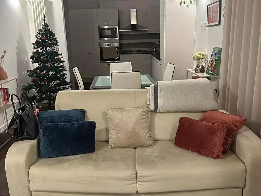 Immagine 5 di Appartamento in vendita  in VIA GIAN FRANCESCO PAPARO a Catanzaro