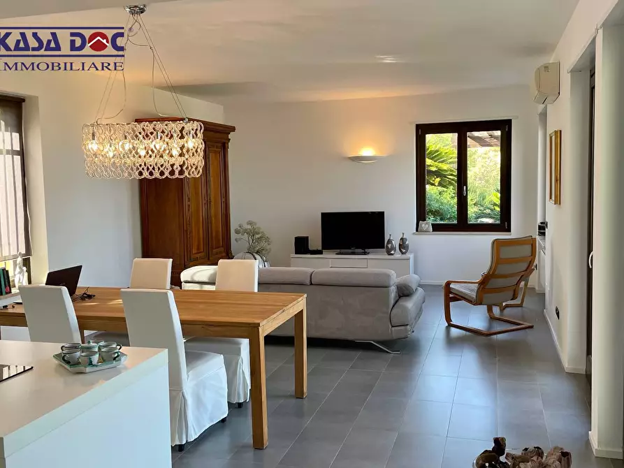 Immagine 13 di Villa in vendita  in Via M. A. Cassiodoro a Soverato