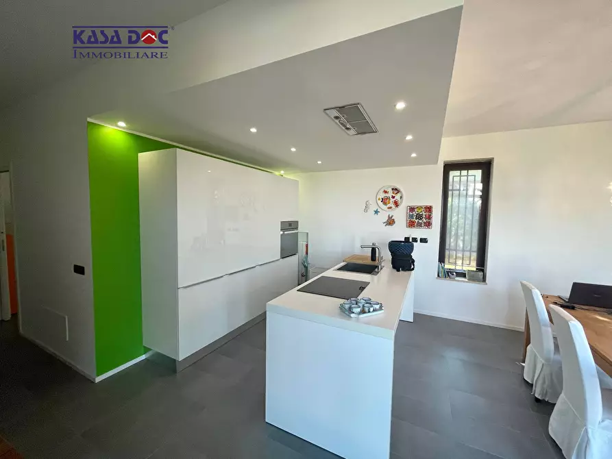 Immagine 16 di Villa in vendita  in Via M. A. Cassiodoro a Soverato