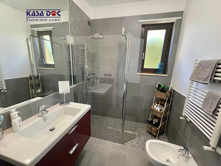 Immagine 23 di Villa in vendita  in Via M. A. Cassiodoro a Soverato