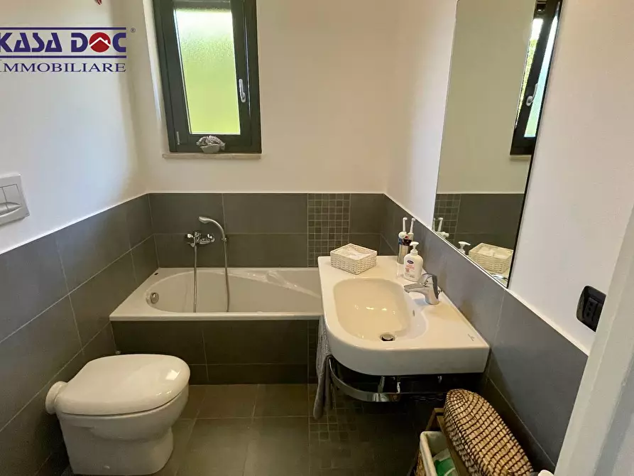 Immagine 24 di Villa in vendita  in Via M. A. Cassiodoro a Soverato