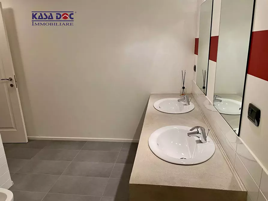 Immagine 27 di Villa in vendita  in Via M. A. Cassiodoro a Soverato