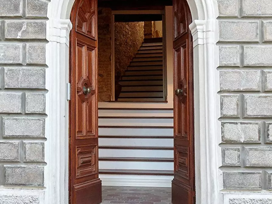 Immagine 4 di Appartamento in vendita  in Piazza Giacomo Matteotti a Amaroni