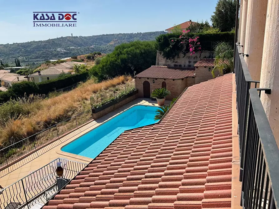 Immagine 8 di Villa in vendita  in Via M. A. Cassiodoro a Catanzaro