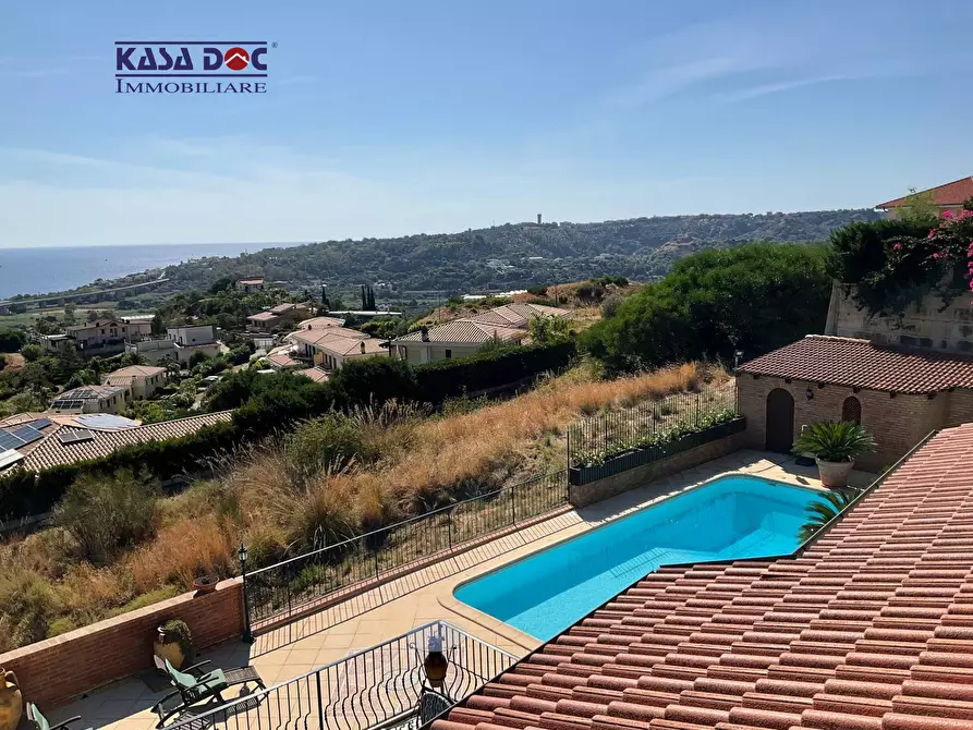 Immagine 9 di Villa in vendita  in Via M. A. Cassiodoro a Catanzaro