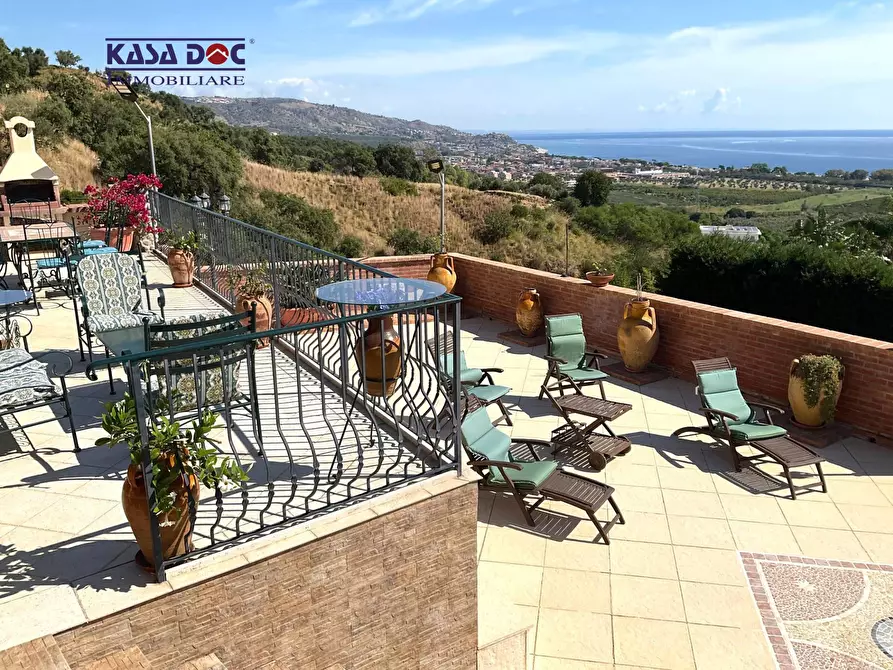 Immagine 11 di Villa in vendita  in Via M. A. Cassiodoro a Catanzaro