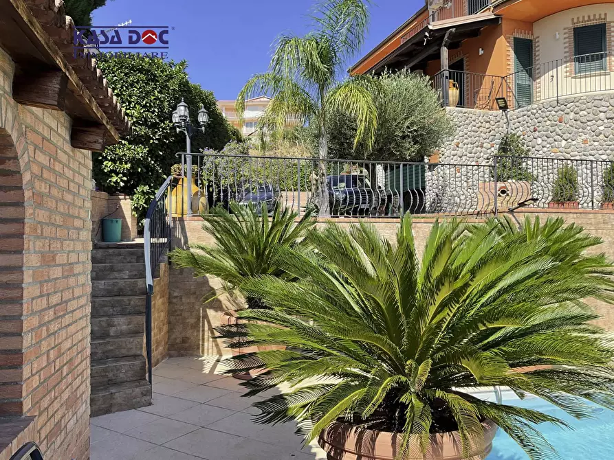 Immagine 13 di Villa in vendita  in Via M. A. Cassiodoro a Catanzaro