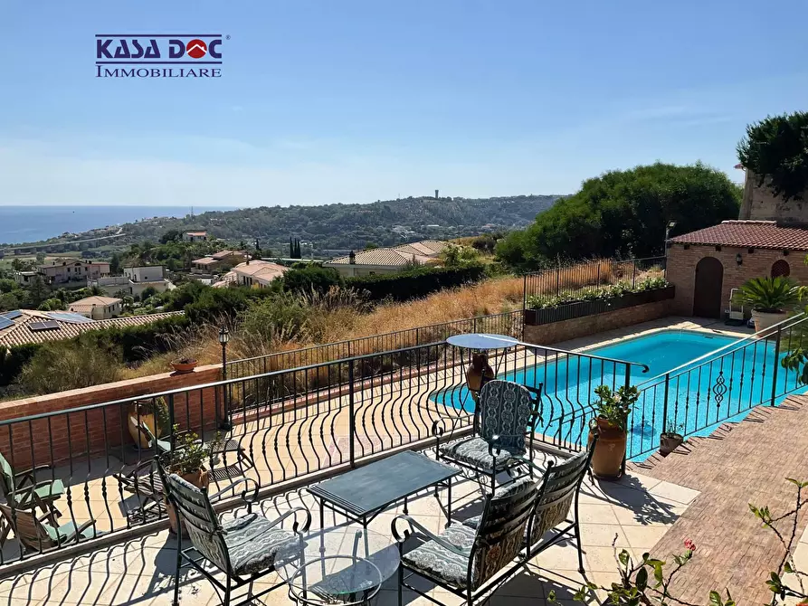 Immagine 16 di Villa in vendita  in Via M. A. Cassiodoro a Catanzaro