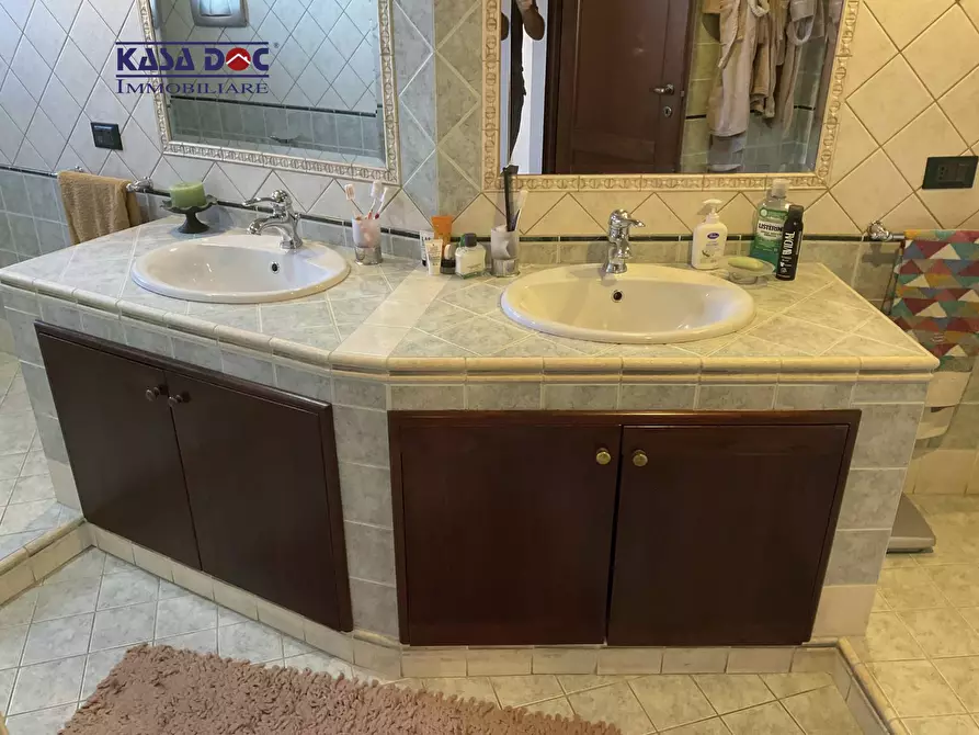 Immagine 24 di Villa in vendita  in Via M. A. Cassiodoro a Catanzaro