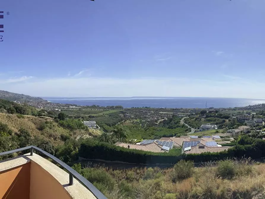 Immagine 38 di Villa in vendita  in Via M. A. Cassiodoro a Catanzaro