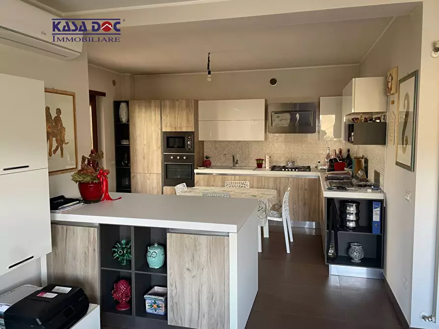 Immagine 6 di Villa in vendita  in Viale Fiume Busento a Catanzaro