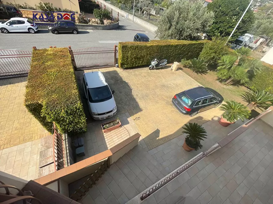 Immagine 14 di Villa in vendita  in Viale Fiume Busento a Catanzaro