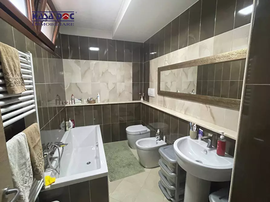 Immagine 23 di Villa in vendita  in Viale Fiume Busento a Catanzaro