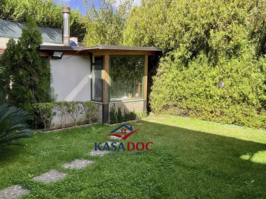 Immagine 3 di Villa in vendita  in Via Lenza a Catanzaro