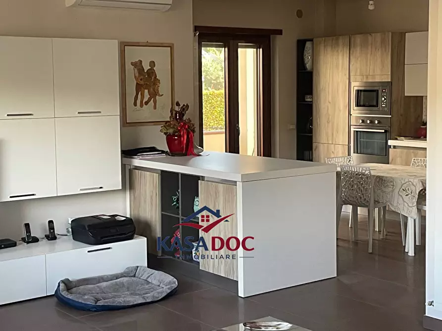 Immagine 5 di Villa in vendita  in Viale Fiume Busento a Catanzaro