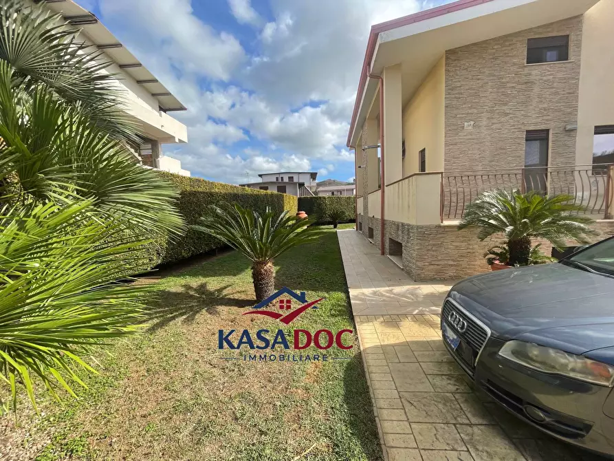 Immagine 24 di Villa in vendita  in Viale Fiume Busento a Catanzaro