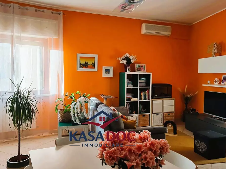 Immagine 2 di Appartamento in vendita  in Viale De Filippis a Catanzaro