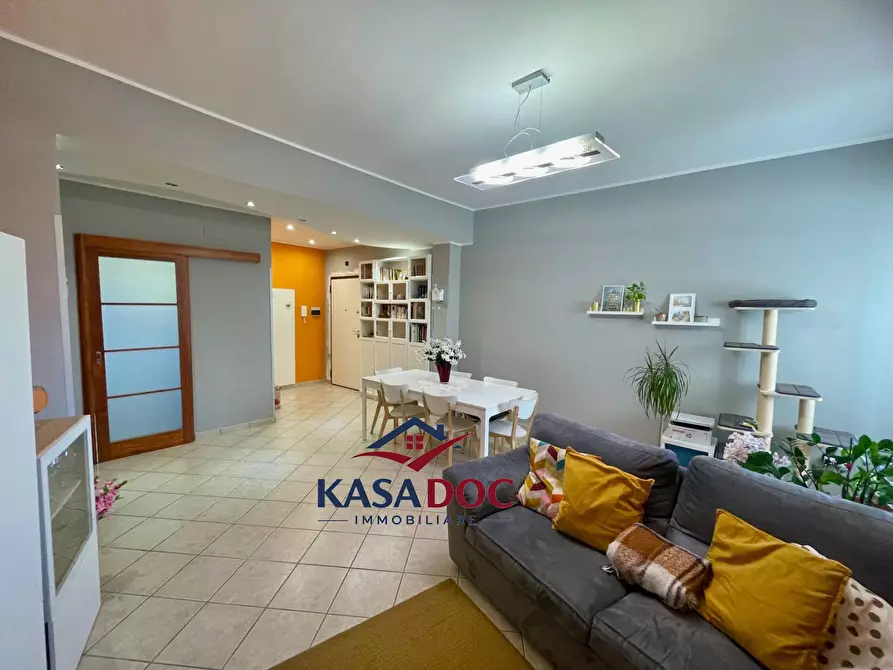 Immagine 7 di Appartamento in vendita  in Viale De Filippis a Catanzaro