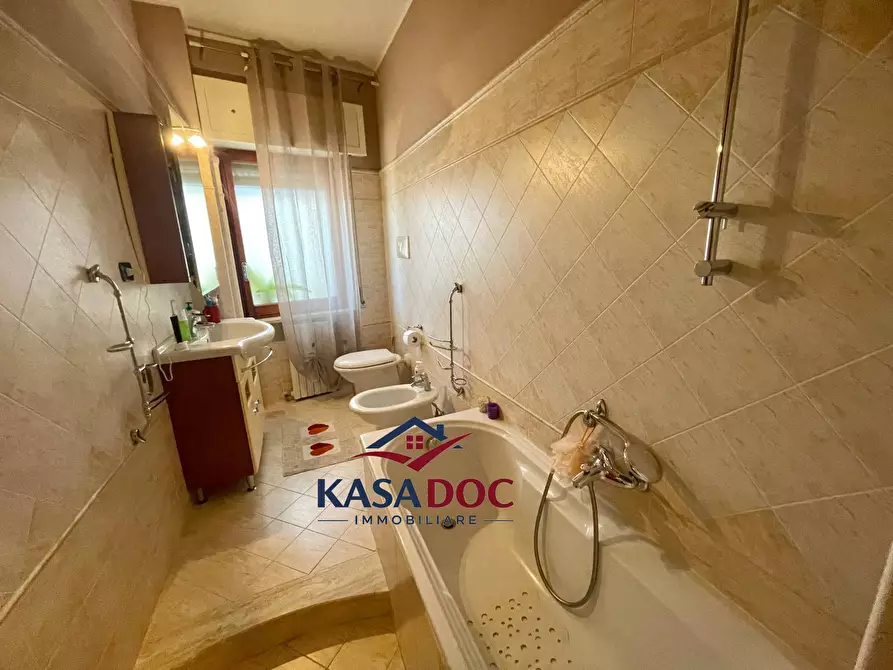 Immagine 20 di Appartamento in vendita  in Viale De Filippis a Catanzaro