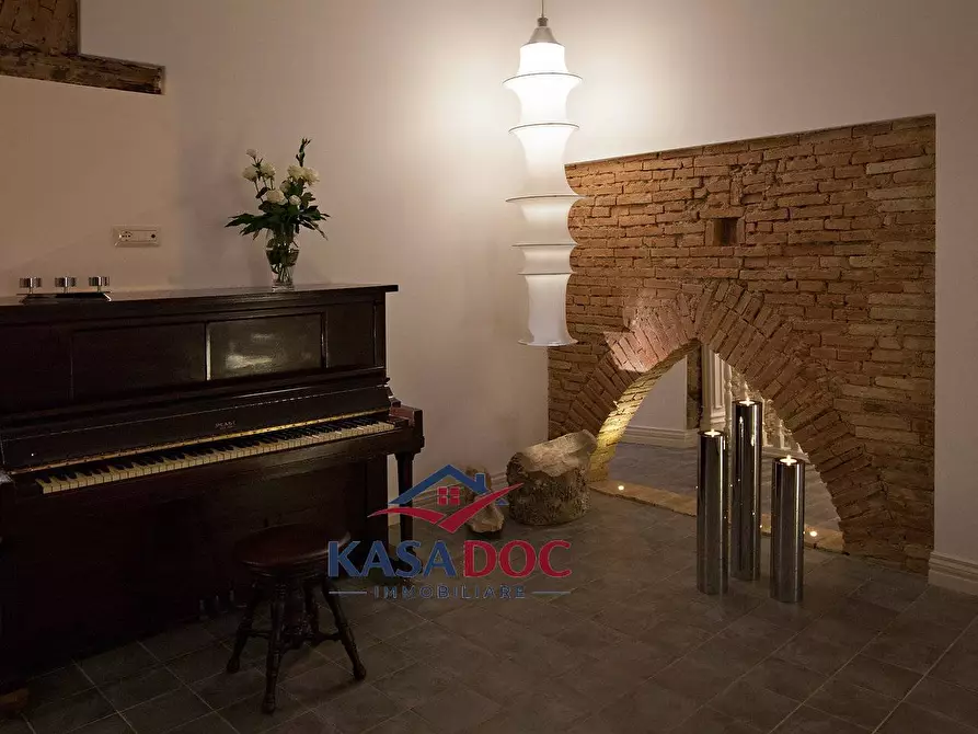 Immagine 4 di Appartamento in vendita  in Piazza Giacomo Matteotti a Amaroni