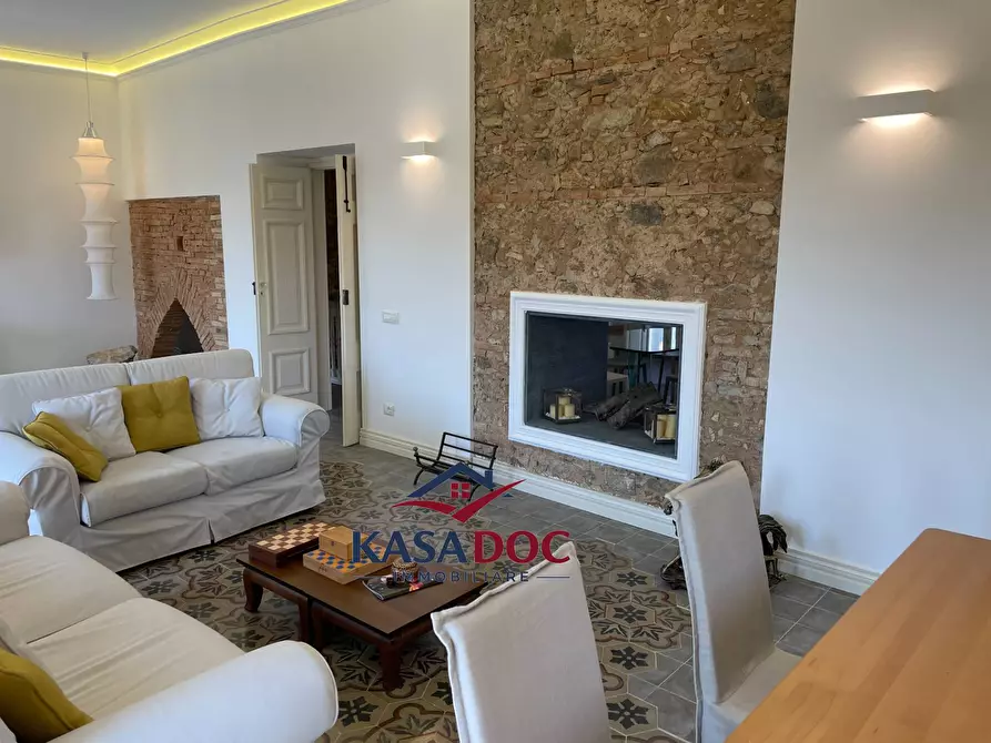 Immagine 9 di Appartamento in vendita  in Piazza Giacomo Matteotti a Amaroni