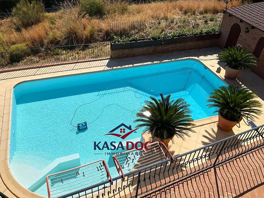 Immagine 4 di Villa in vendita  in Via M. A. Cassiodoro a Catanzaro