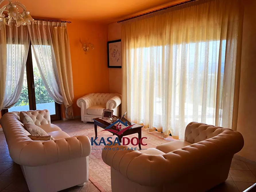 Immagine 17 di Villa in vendita  in Via M. A. Cassiodoro a Catanzaro