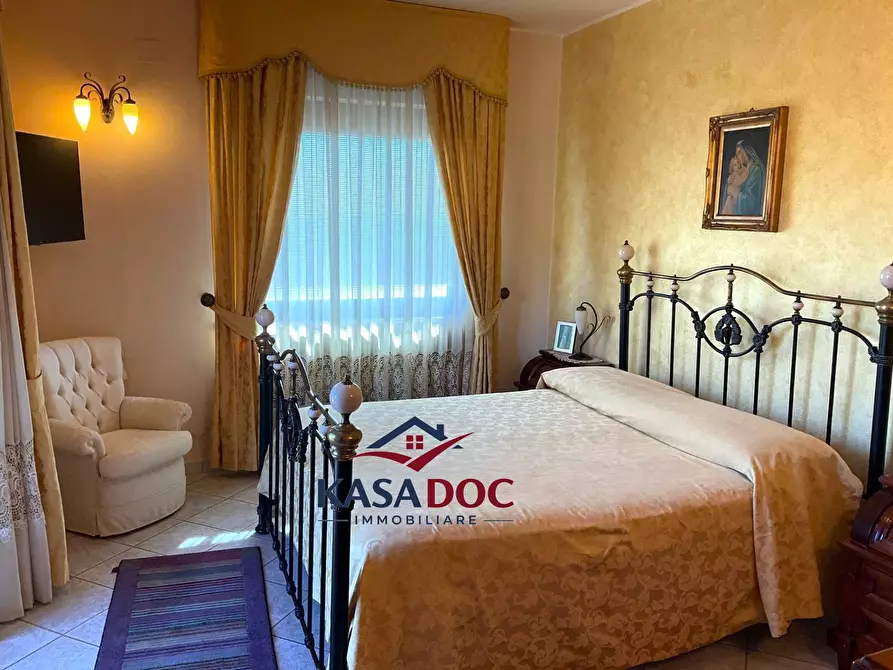 Immagine 28 di Villa in vendita  in Via M. A. Cassiodoro a Catanzaro